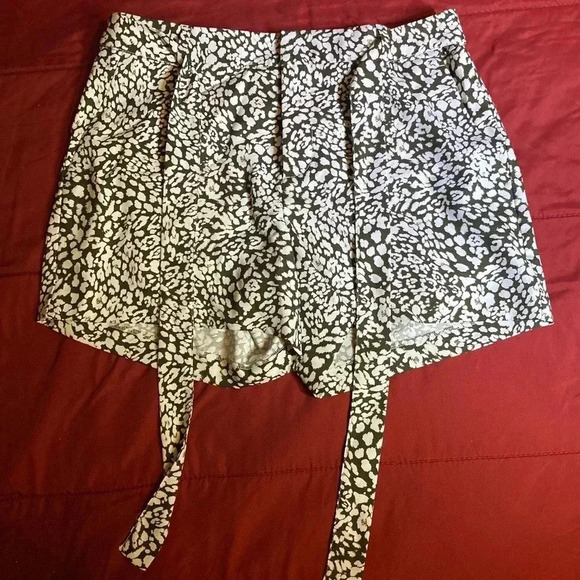 J. Crew shirt for women. Size 6. New - Picture 2 of 9